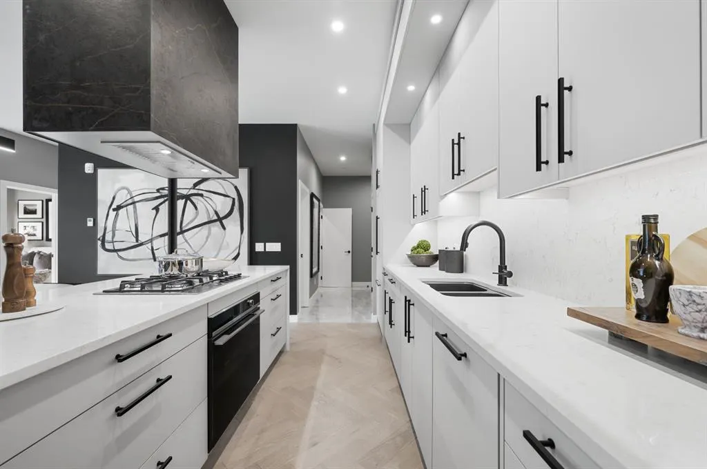 835 78 Street SW, #206