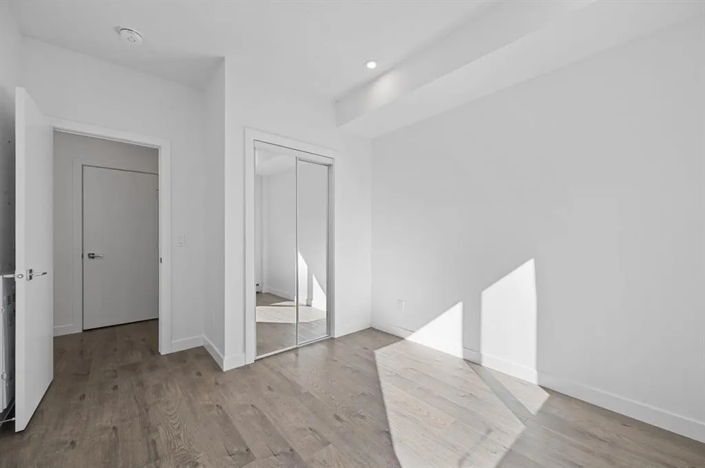8370 Broadcast Avenue SW, #204