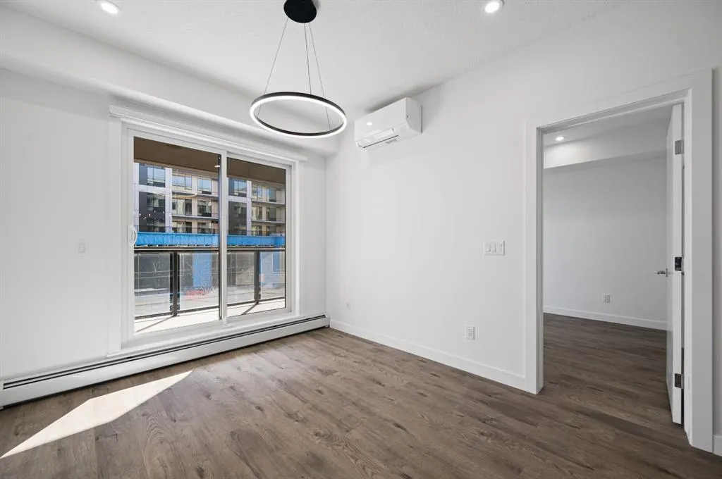 8370 Broadcast Avenue SW, #204