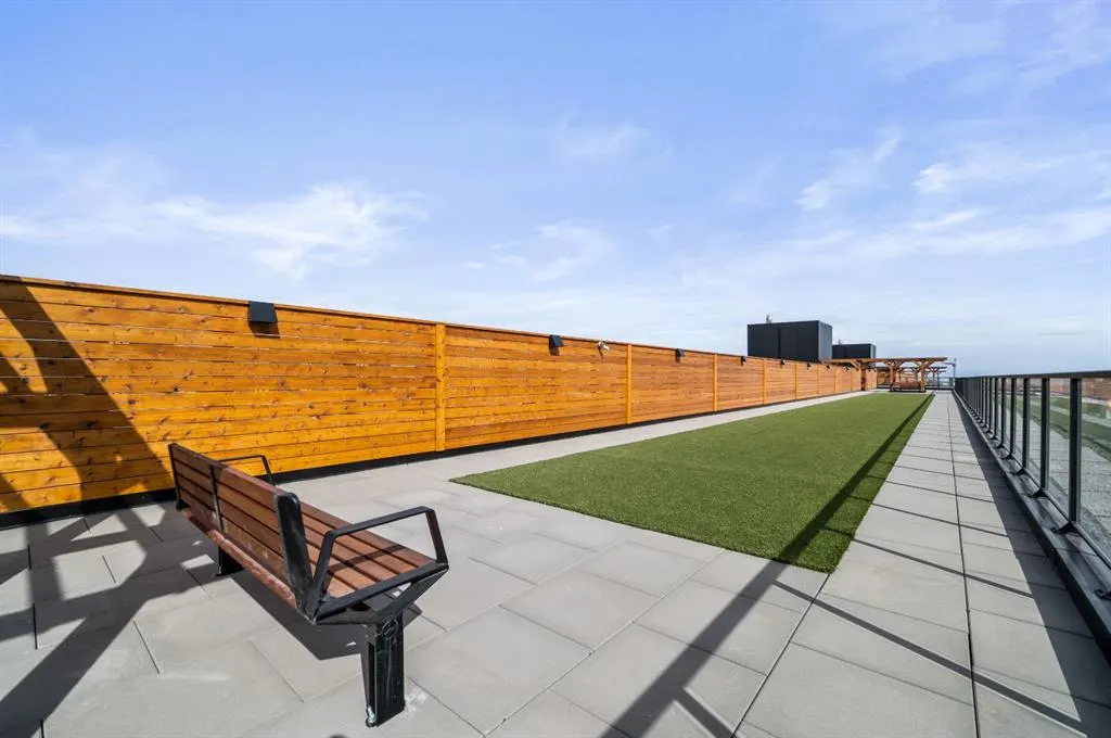 8370 Broadcast Avenue SW, #204