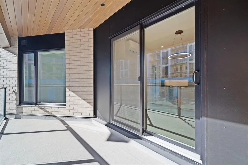 8370 Broadcast Avenue SW, #204