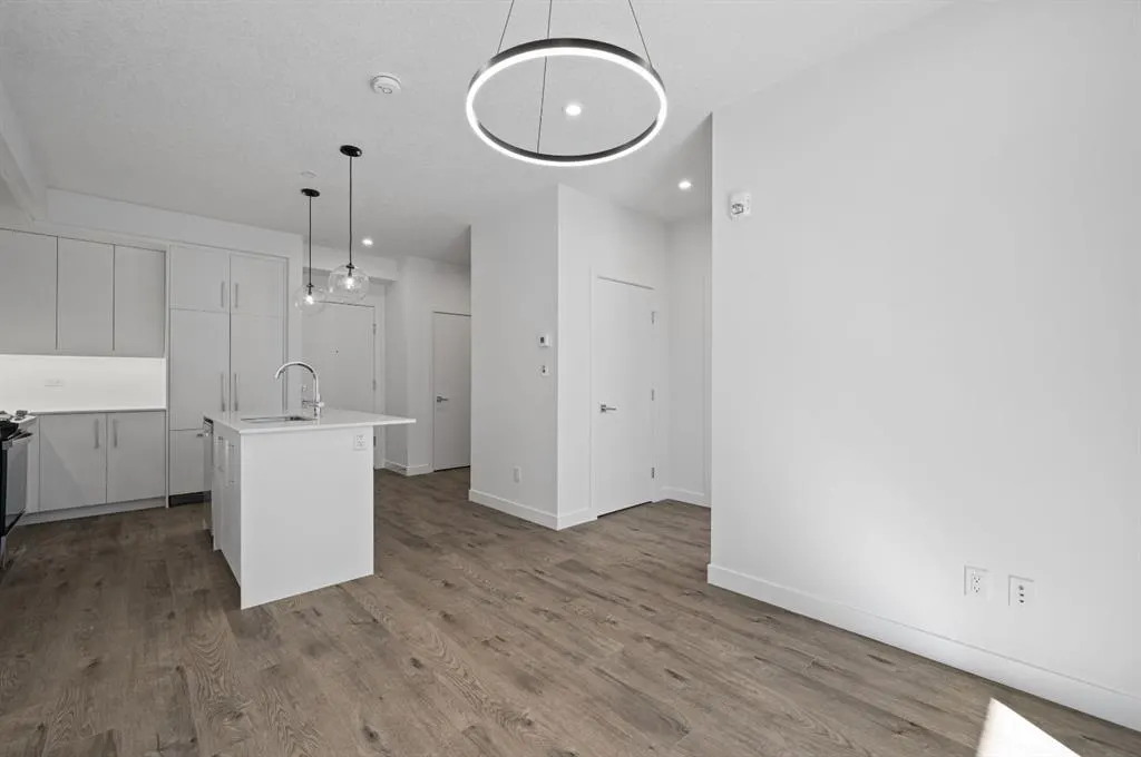 8370 Broadcast Avenue SW, #204