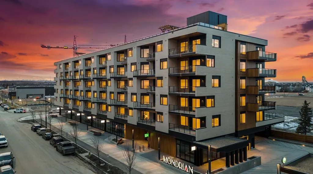 8370 Broadcast Avenue SW, #204