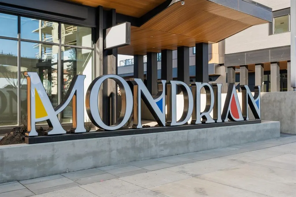 8370 Broadcast Avenue SW, #204