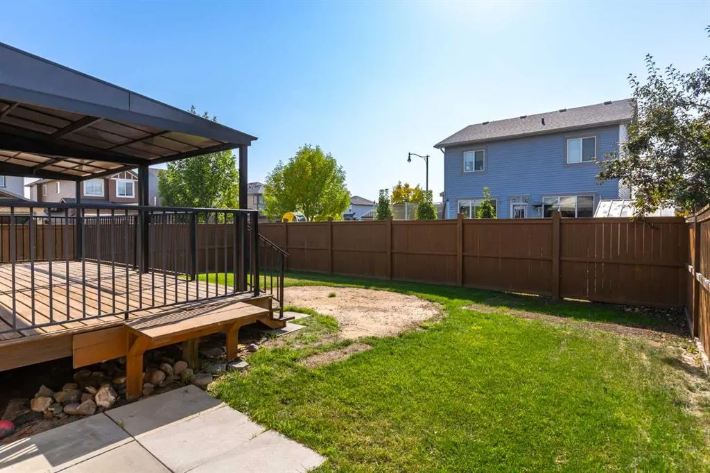 101 Monteith Court SE
