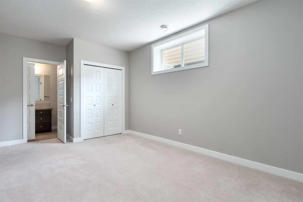 101 Monteith Court SE