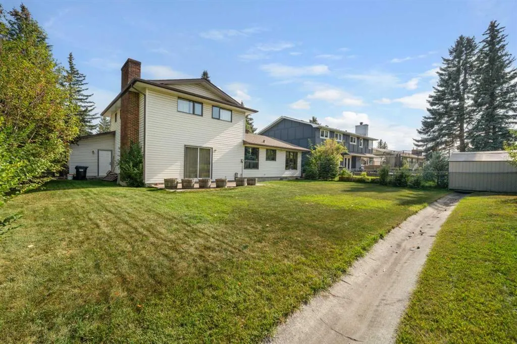 4111 Varsity Road NW