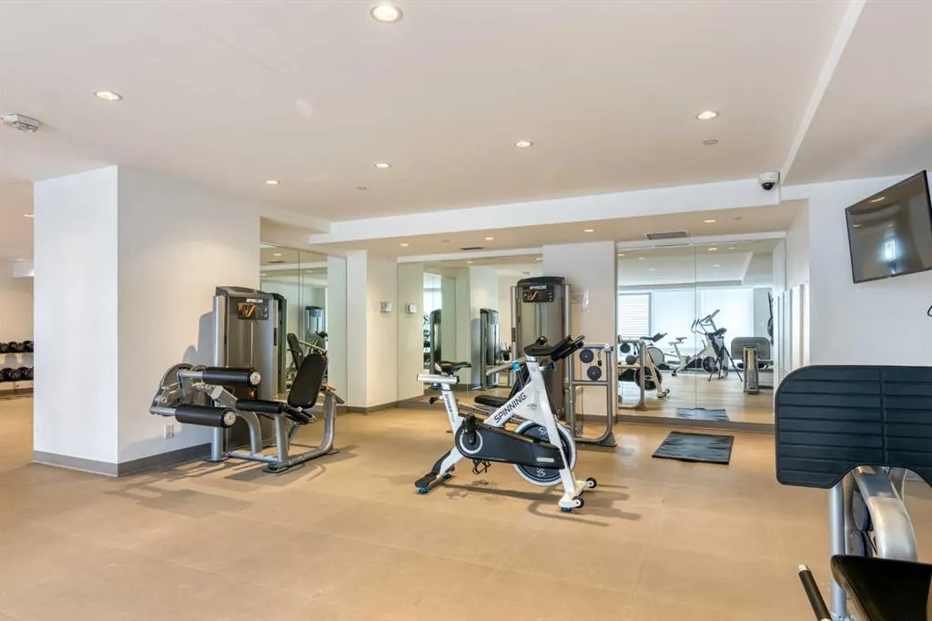 615 6 Avenue SE, #1610