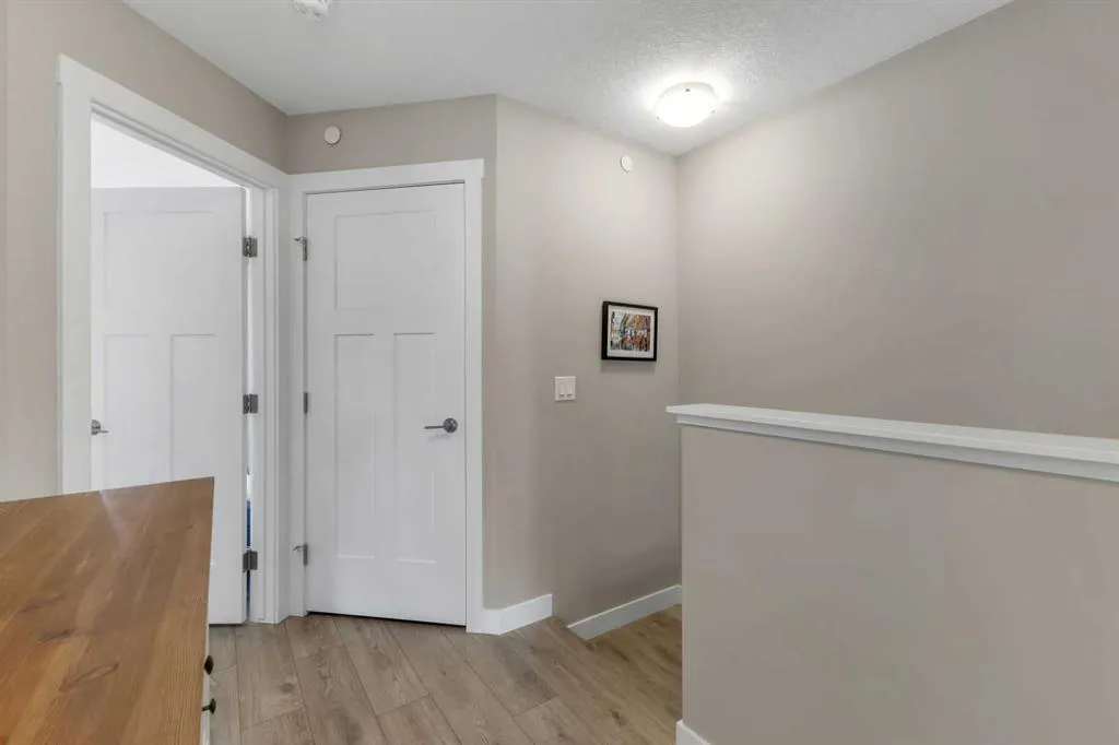 158 Livingston Common NE