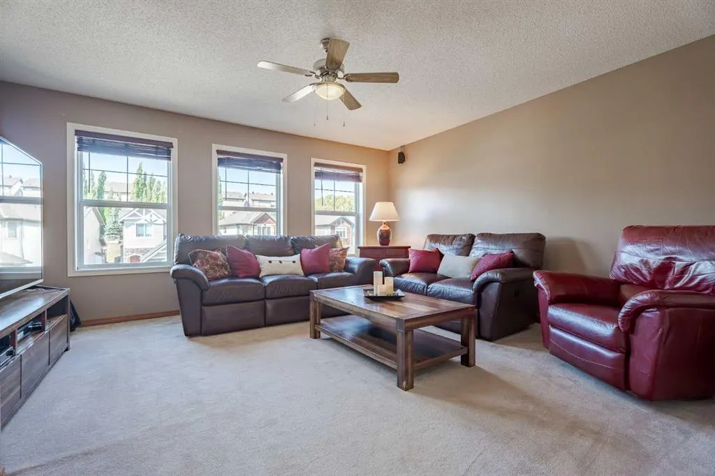 48 ST Moritz Terrace SW