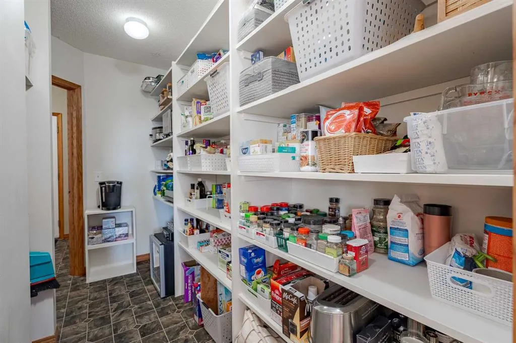 48 ST Moritz Terrace SW