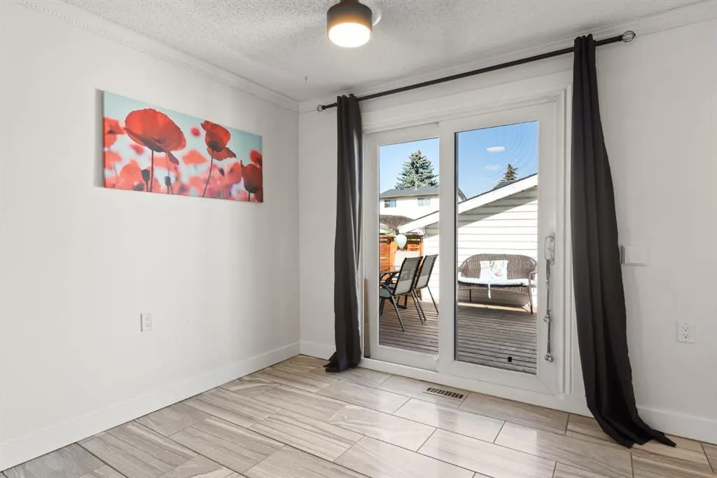 7 Erin Park Bay SE