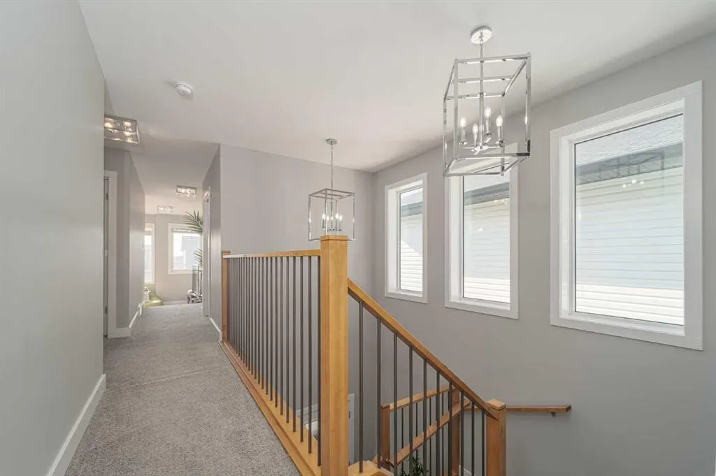 649 Aquitania Boulevard W