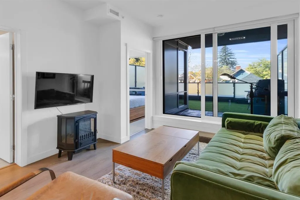 301 10 Street NW, #211