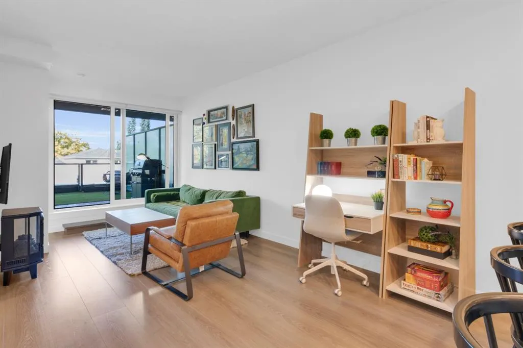 301 10 Street NW, #211