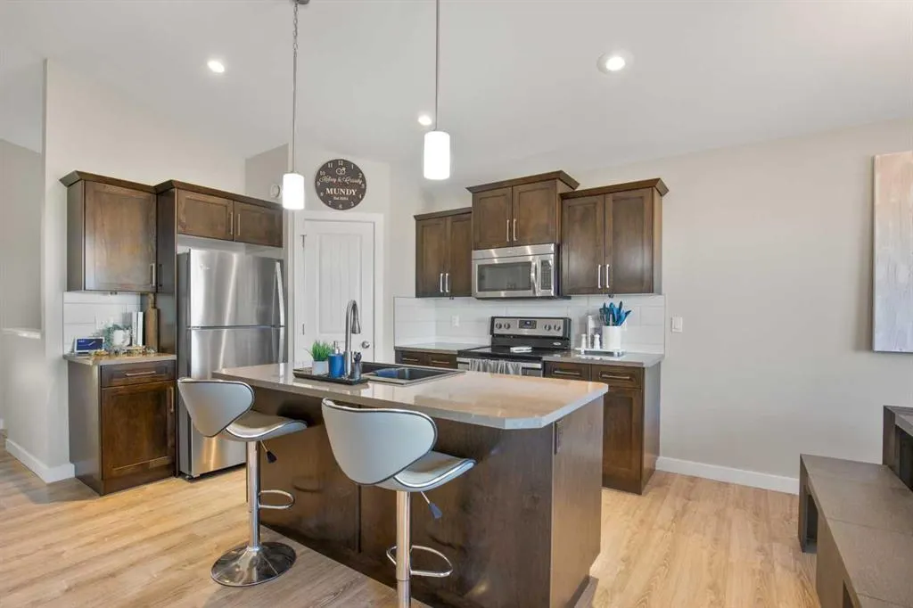 18 Aurora Heights Boulevard