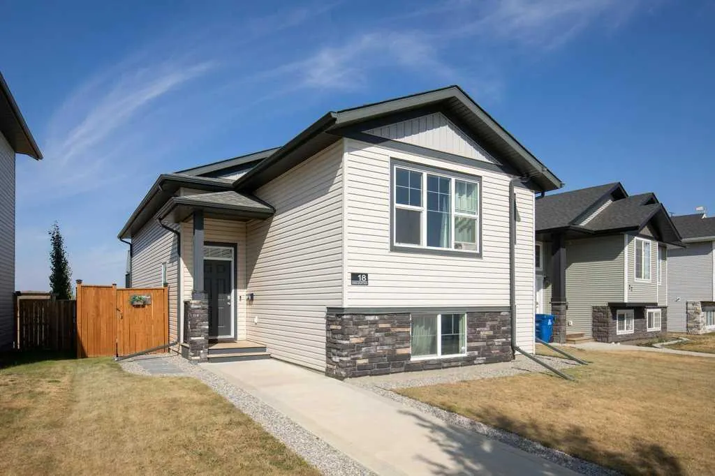 18 Aurora Heights Boulevard