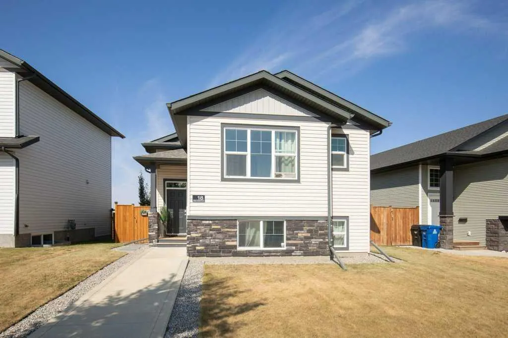 18 Aurora Heights Boulevard