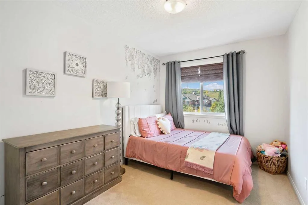 134 Chaparral Valley Gardens SE