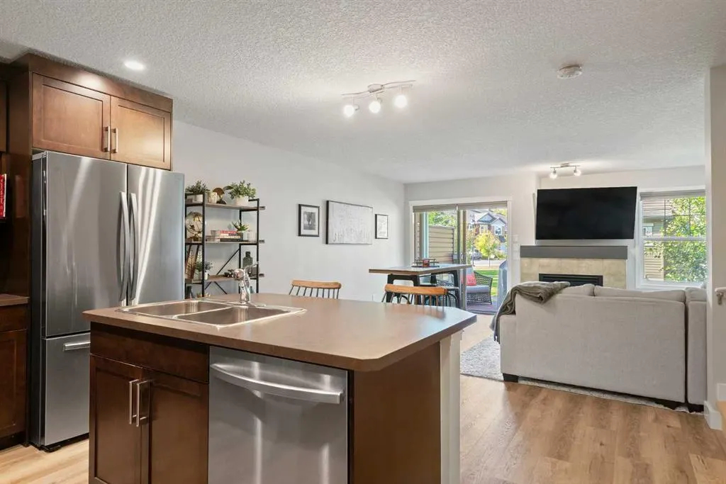 134 Chaparral Valley Gardens SE