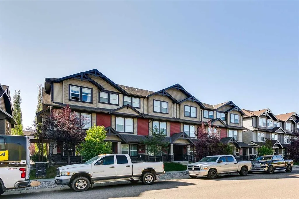 280 Williamstown Close NW, #501