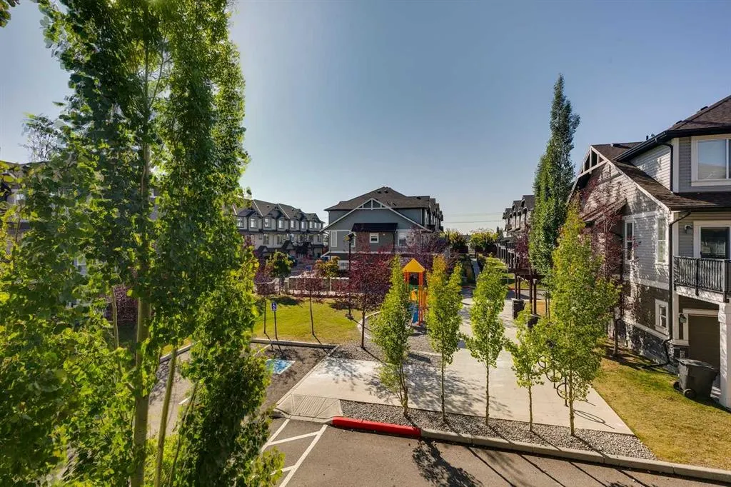 280 Williamstown Close NW, #501