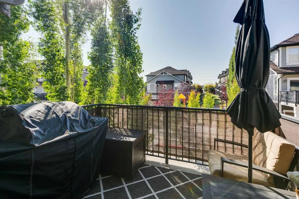 280 Williamstown Close NW, #501