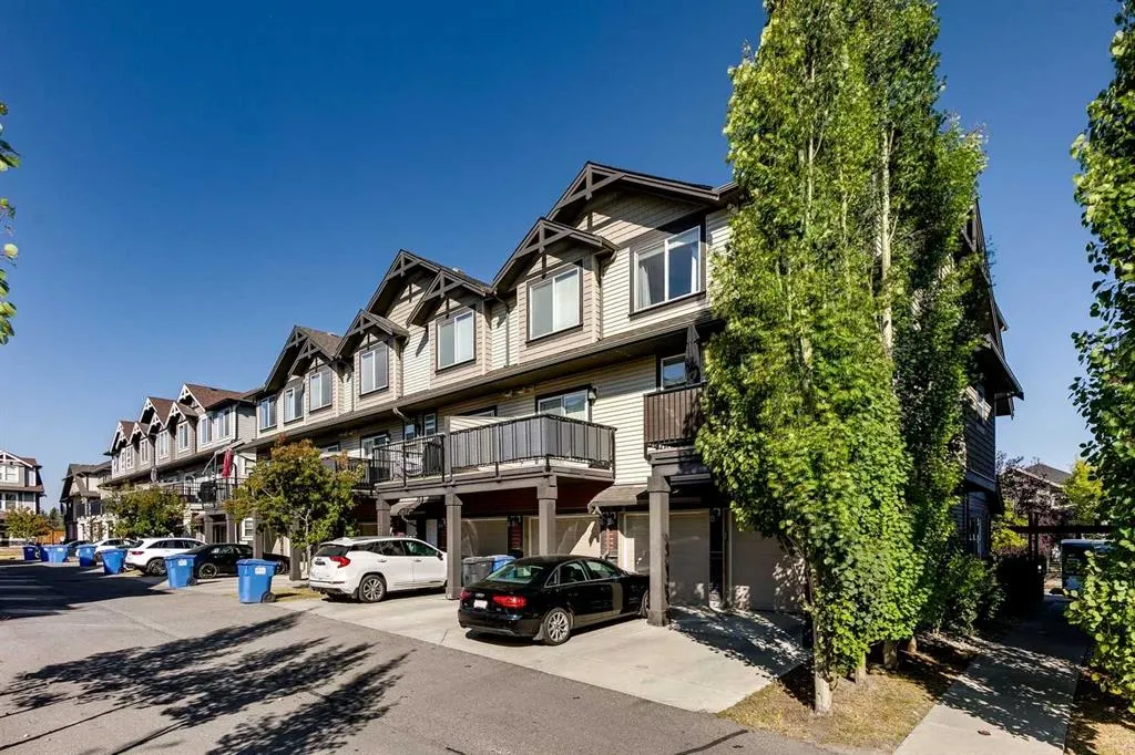 280 Williamstown Close NW, #501
