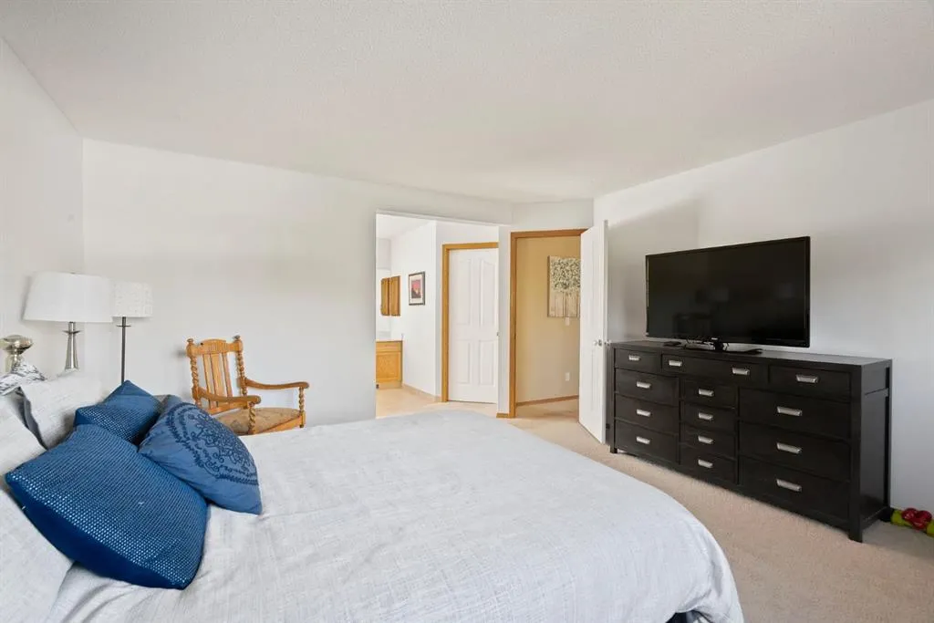 112 Riverview Circle