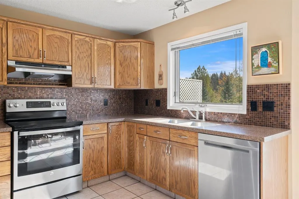 112 Riverview Circle