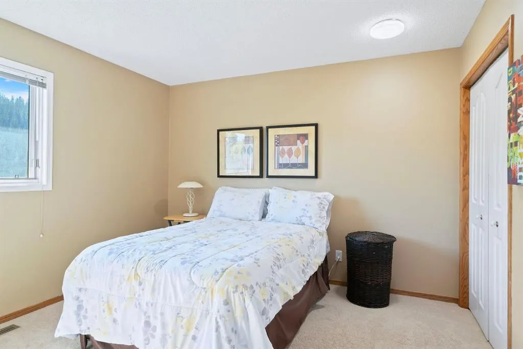 112 Riverview Circle