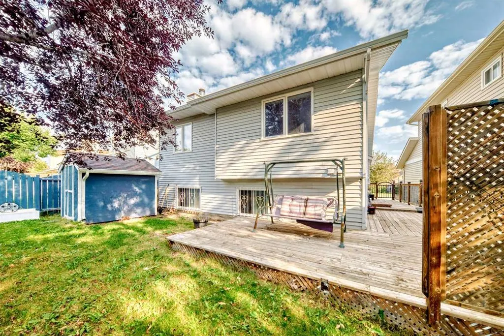 1235 Sandpiper Road NW