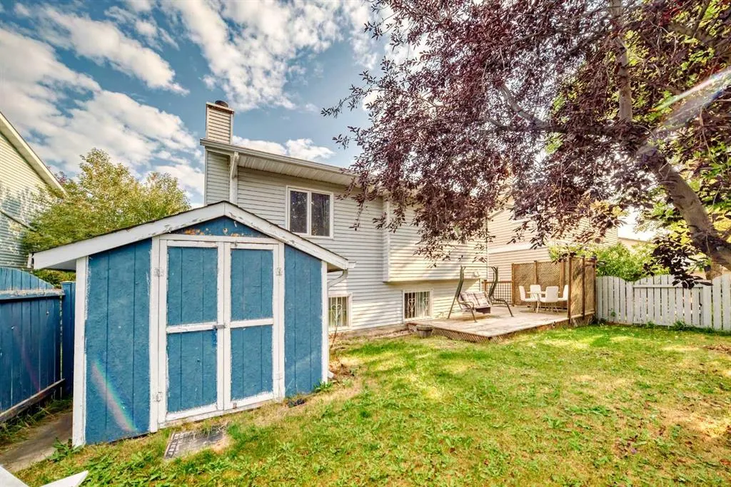 1235 Sandpiper Road NW