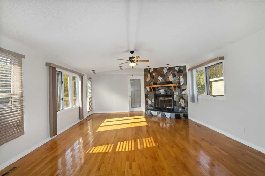 129 Tamarack Way