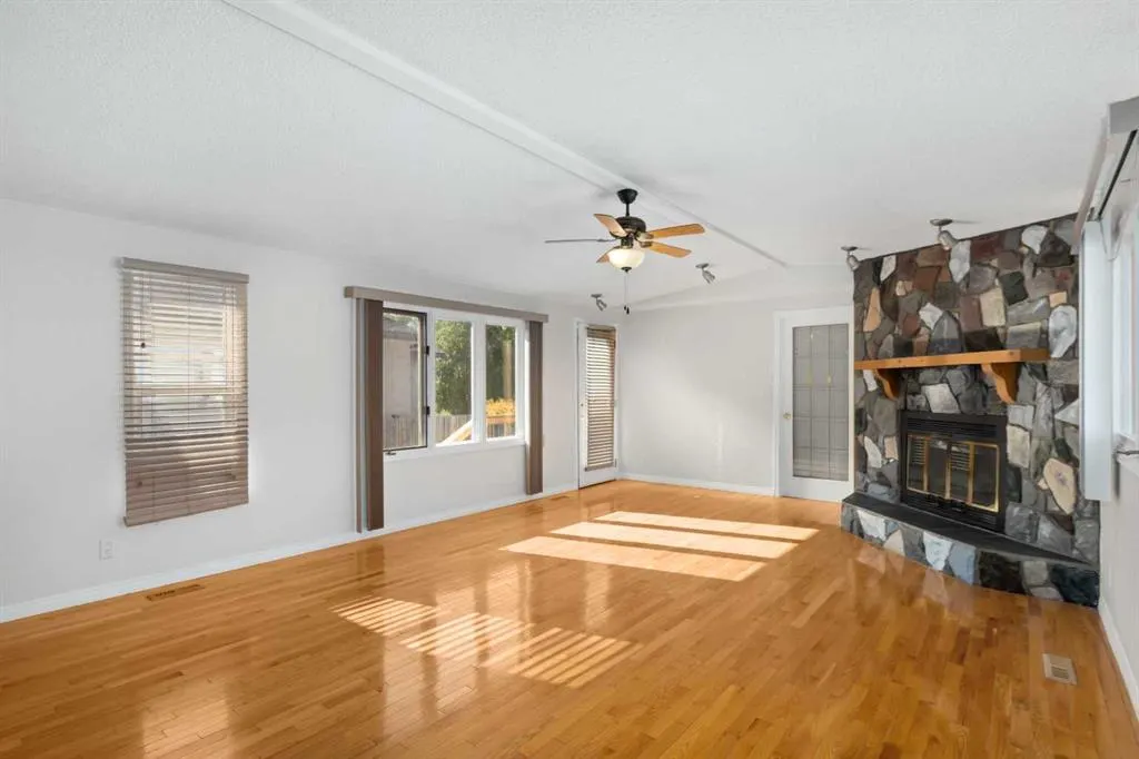 129 Tamarack Way