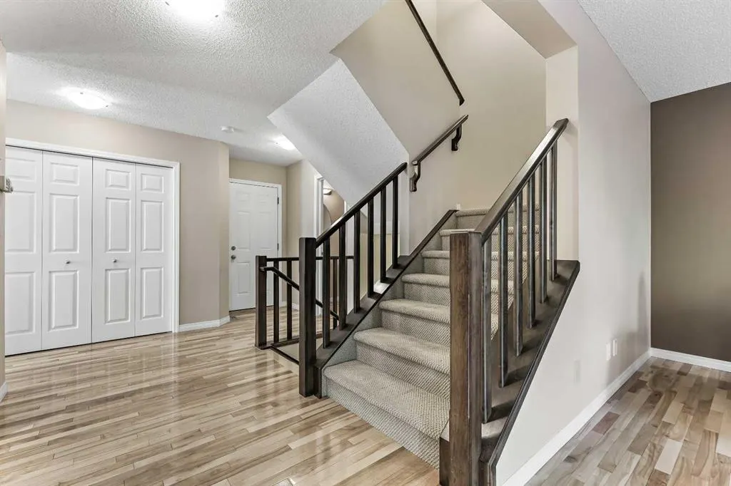 181 Everridge Drive SW