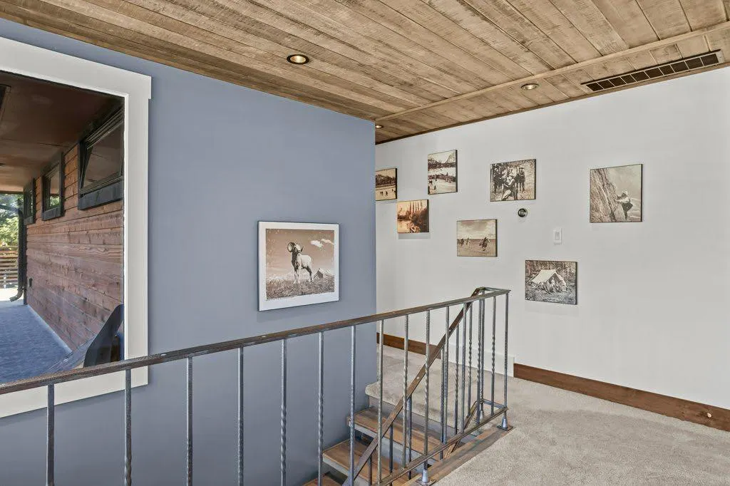 115 Spray Avenue