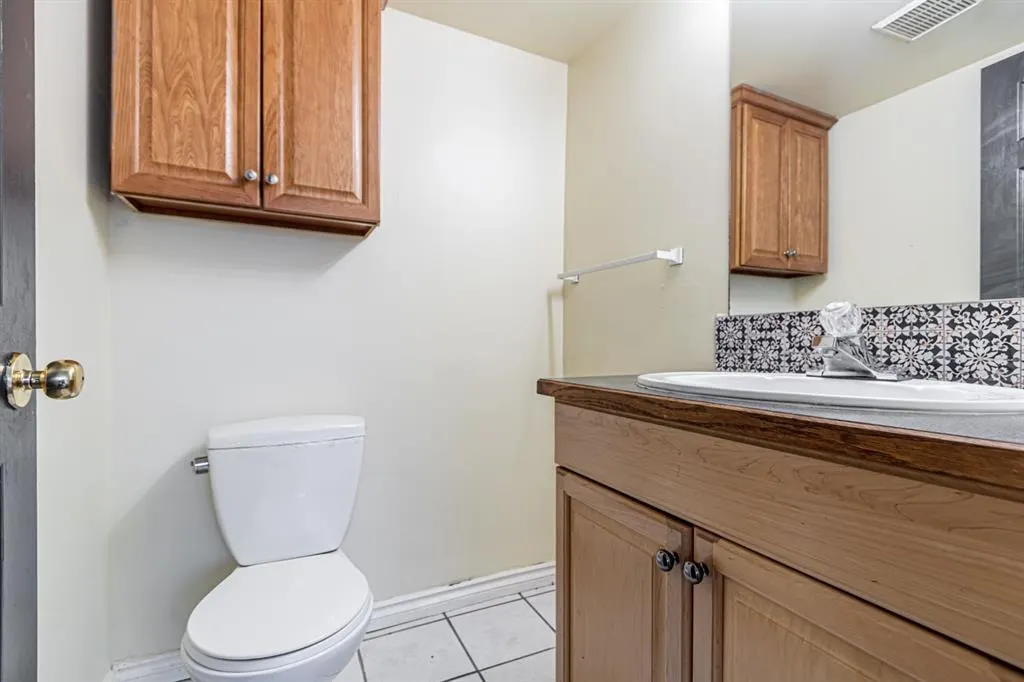 6827 Centre Street NW, #1