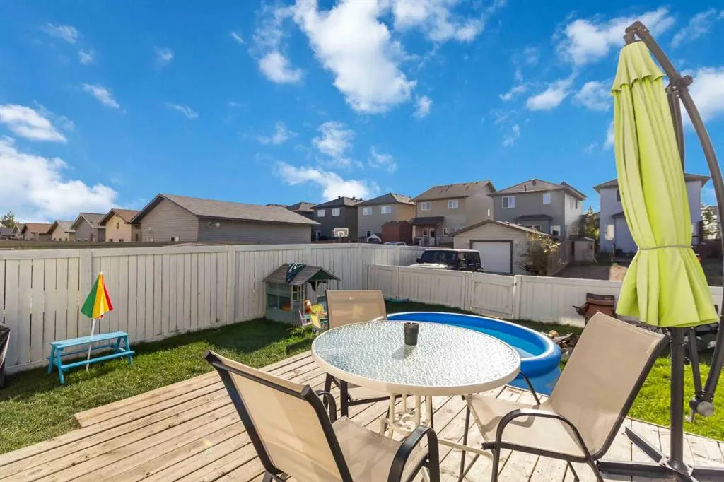 172 Fireweed Crescent