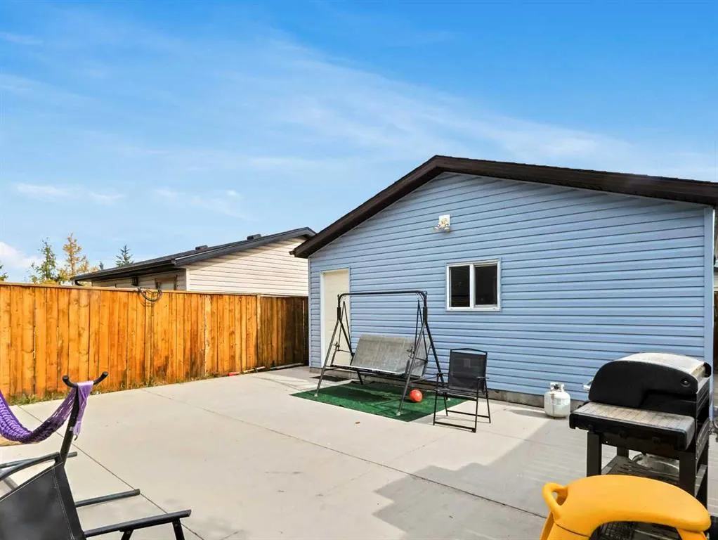 144 Skyview Point Green NE