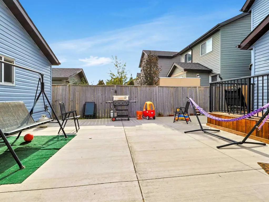 144 Skyview Point Green NE