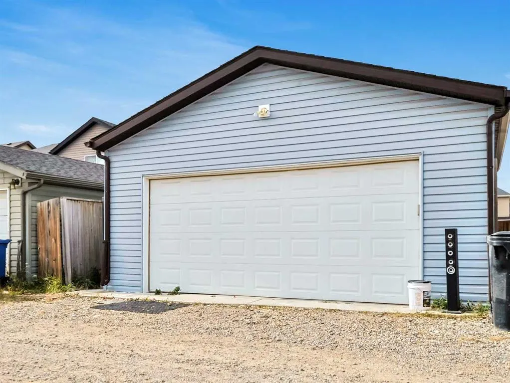144 Skyview Point Green NE