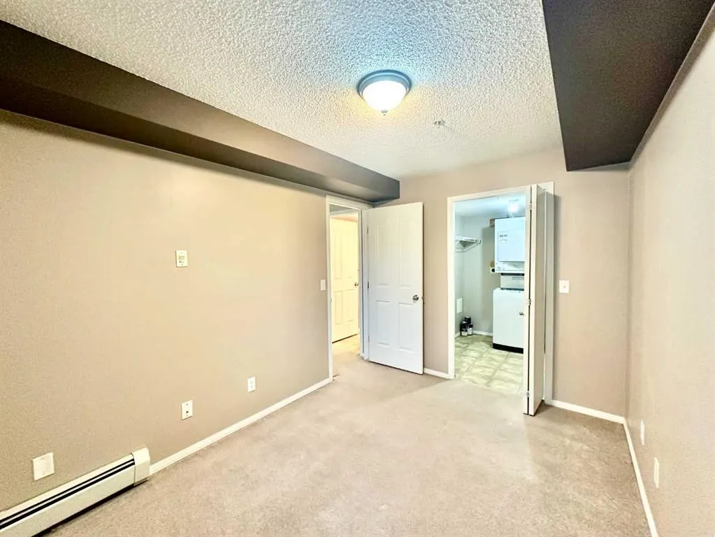 8 Bridlecrest Drive SW, #1220