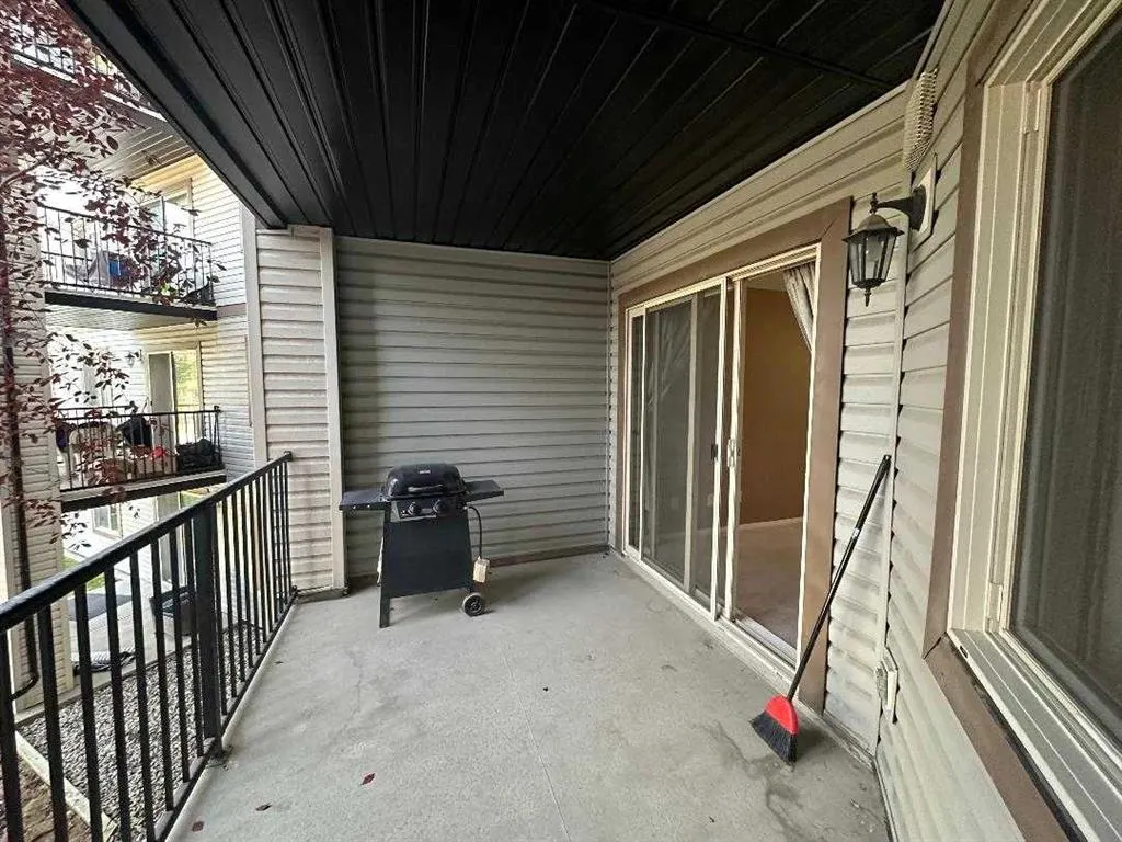 8 Bridlecrest Drive SW, #1220