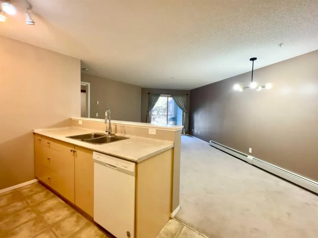 8 Bridlecrest Drive SW, #1220