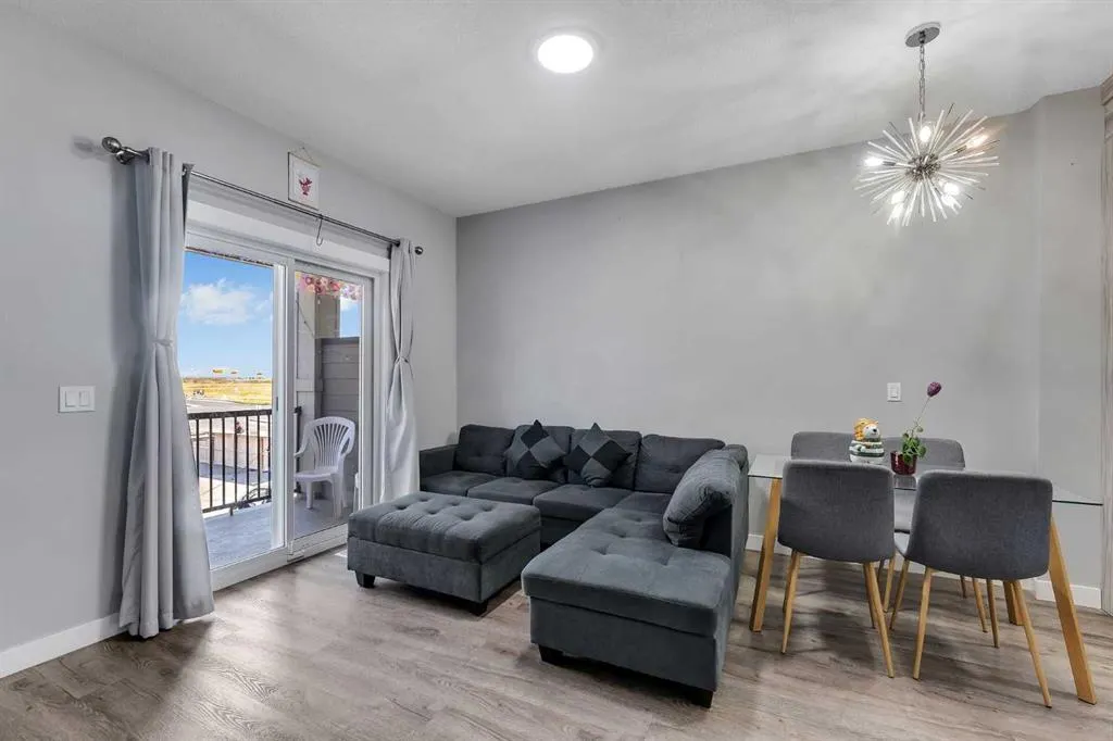 95 Skyview Close NE, #714