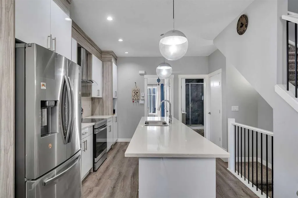 95 Skyview Close NE, #714