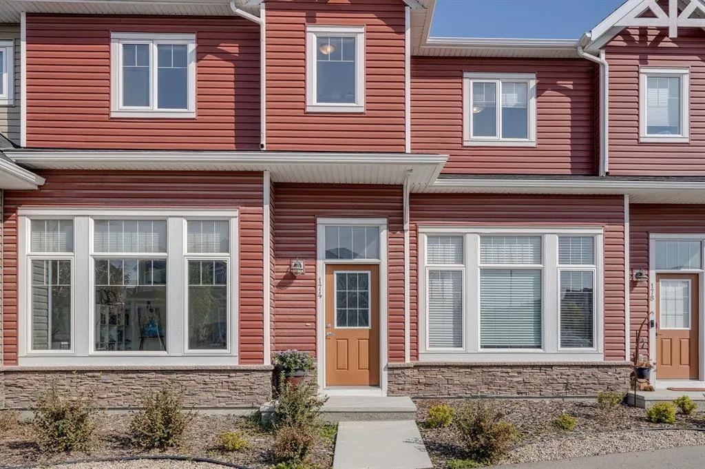 174 Chinook Gate Boulevard SW