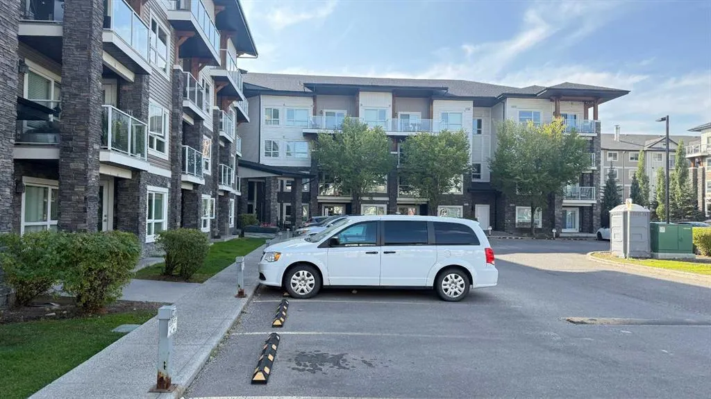 240 Skyview Ranch Road NE, #4119