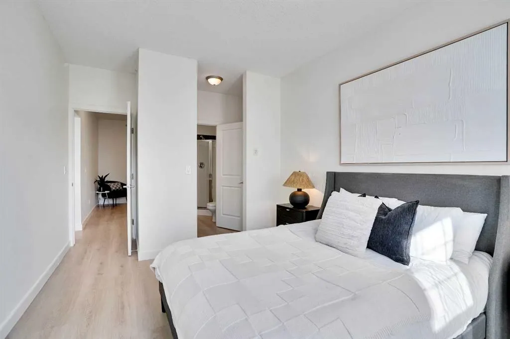 11811 Lake Fraser Drive SE, #3305